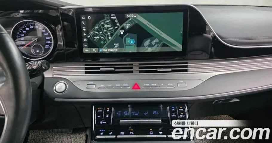 Hyundai Grandeur 
