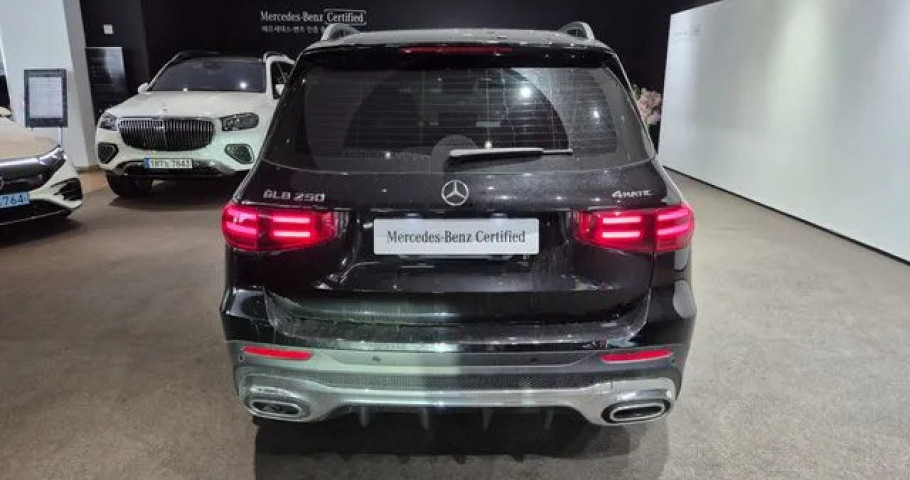 Mercedes-Benz Glb-Class 
