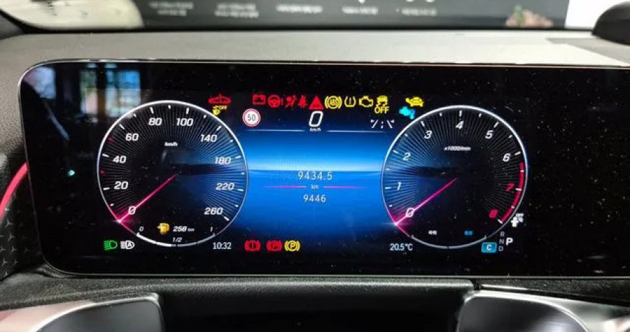 Mercedes-Benz Glb-Class 