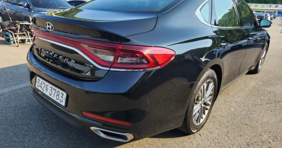 Hyundai Grandeur 