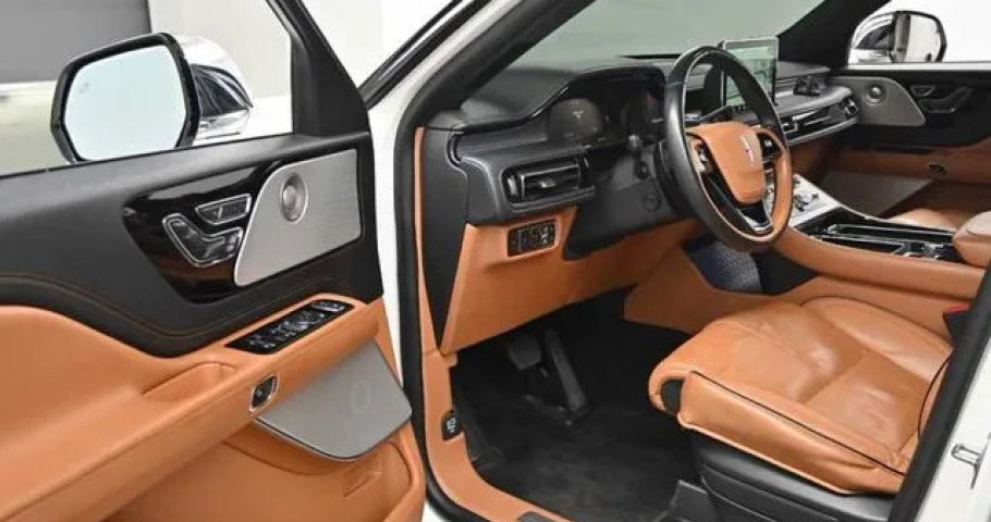 Lincoln Aviator 