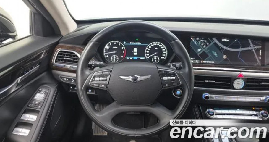 Genesis G90 