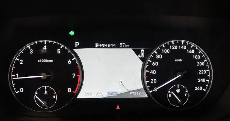 Genesis G90 