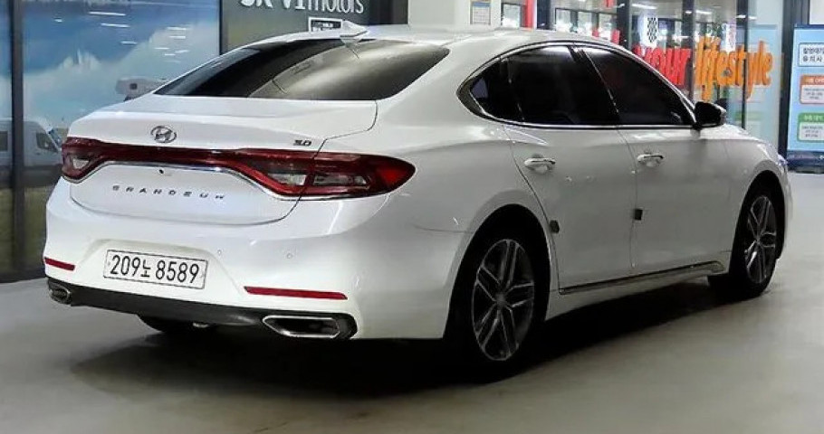 Hyundai Grandeur 