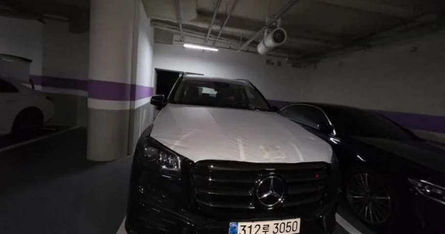Mercedes-Benz Gls-Class 