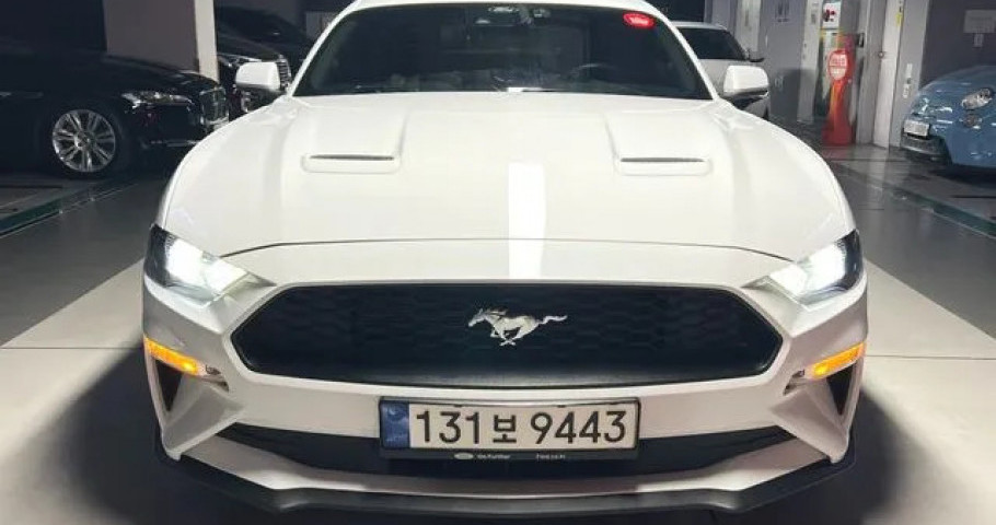 Ford Mustang 