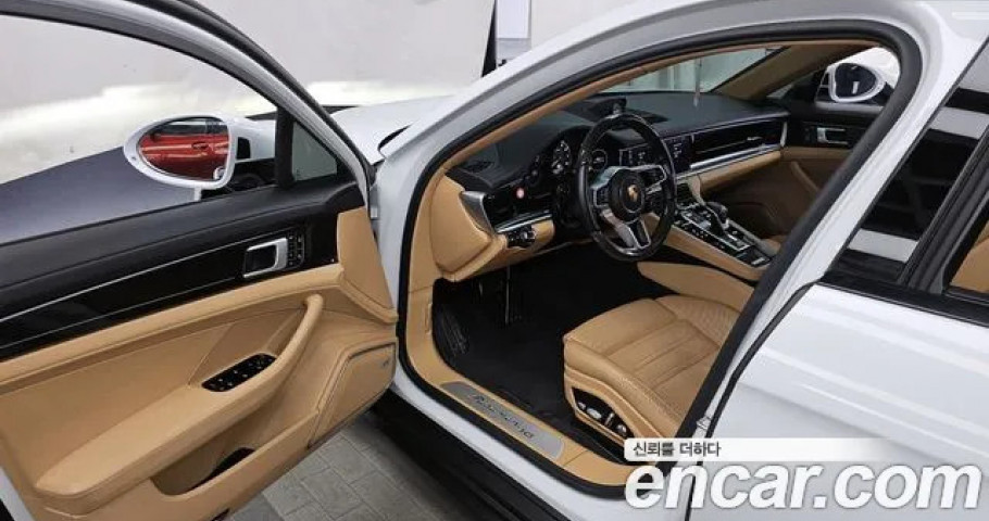 Porsche Panamera 