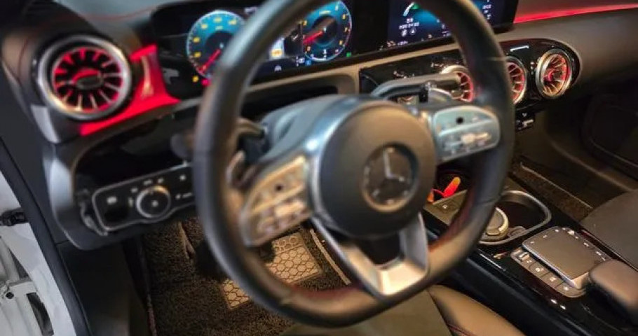 Mercedes-Benz Cla-Class 