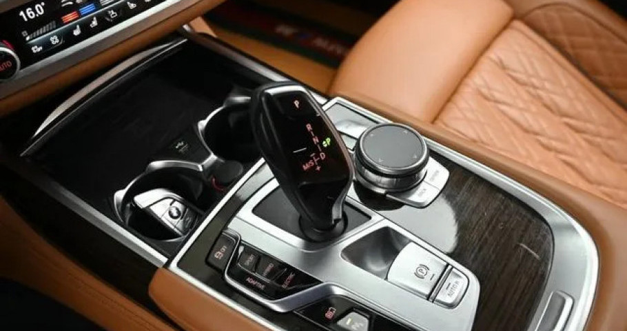 Bmw 7-Series 
