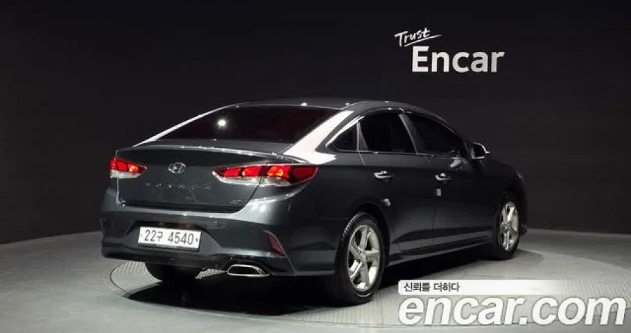 Hyundai Sonata 