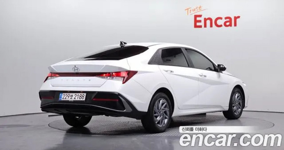 Hyundai Avante (Elantra) 