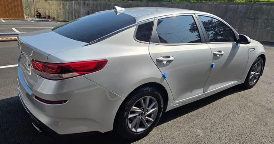 Kia K5 