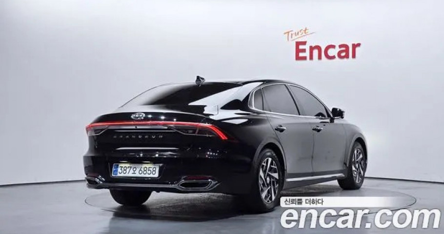 Hyundai Grandeur 
