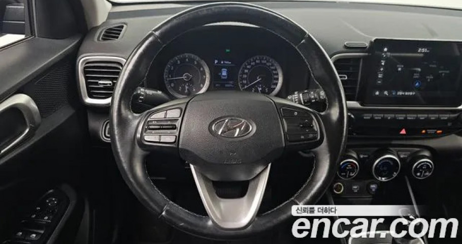 Hyundai Venue 