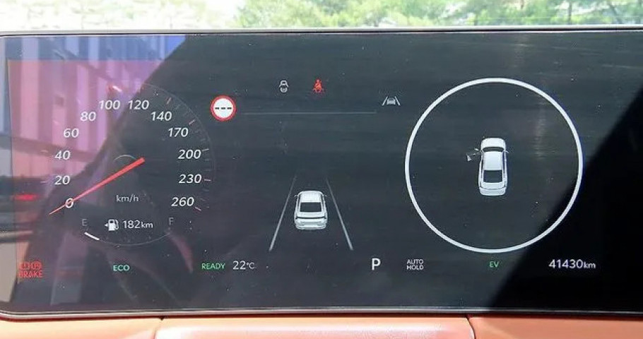 Kia K8 