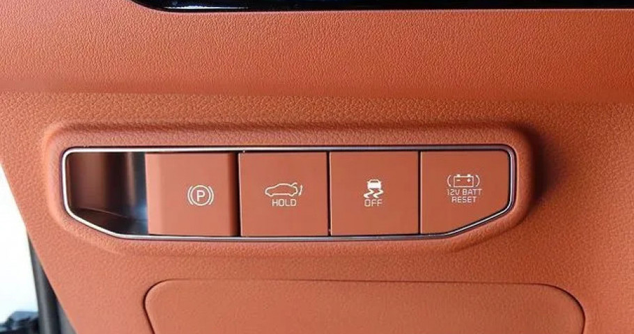 Kia K8 