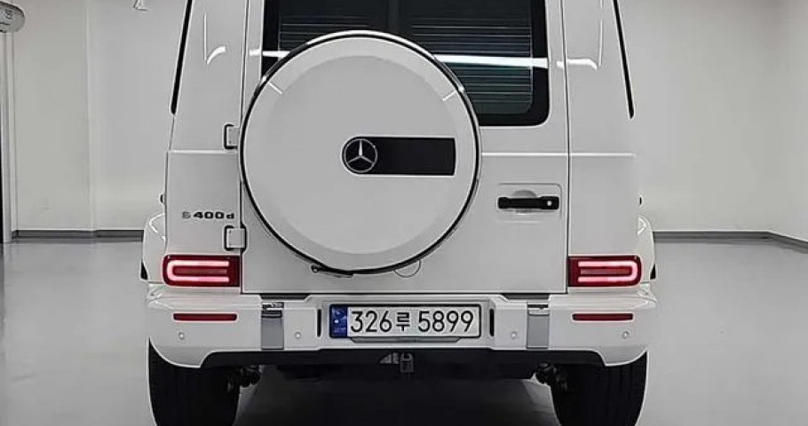 Mercedes-Benz G-Class 
