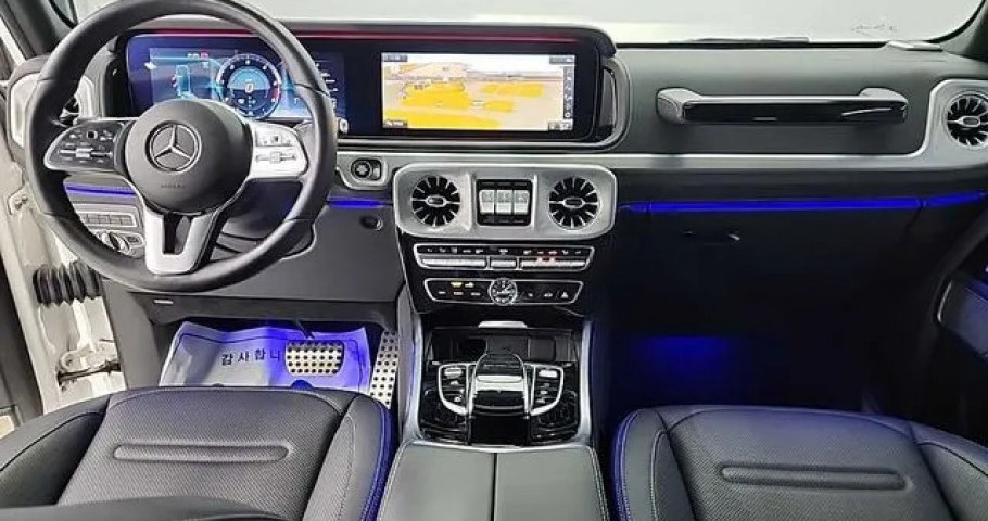 Mercedes-Benz G-Class 
