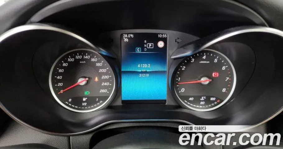 Mercedes-Benz C-Class 