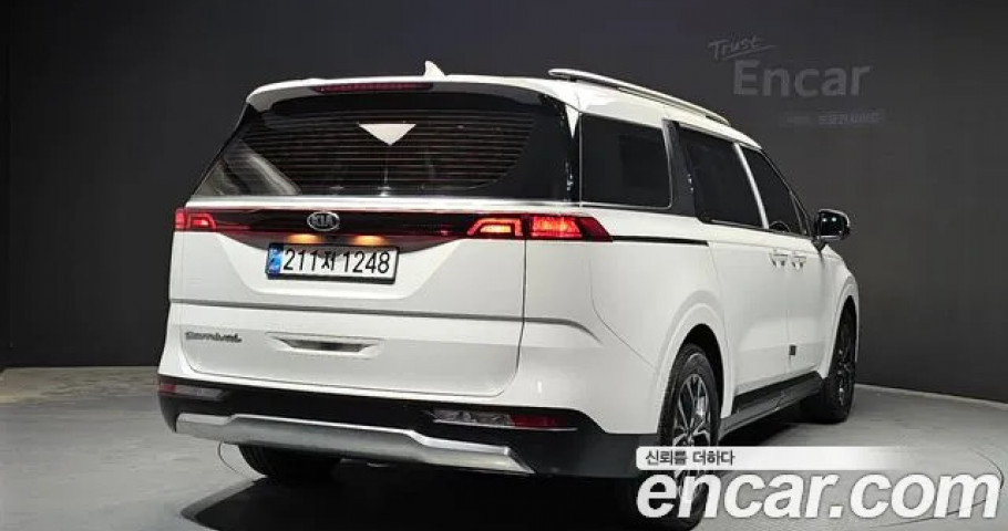 Kia Carnival 