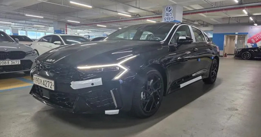 Kia K5 