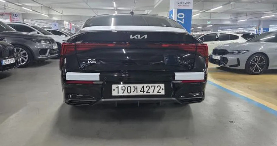 Kia K5 
