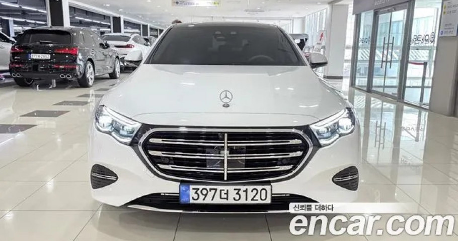Mercedes-Benz E-Class 