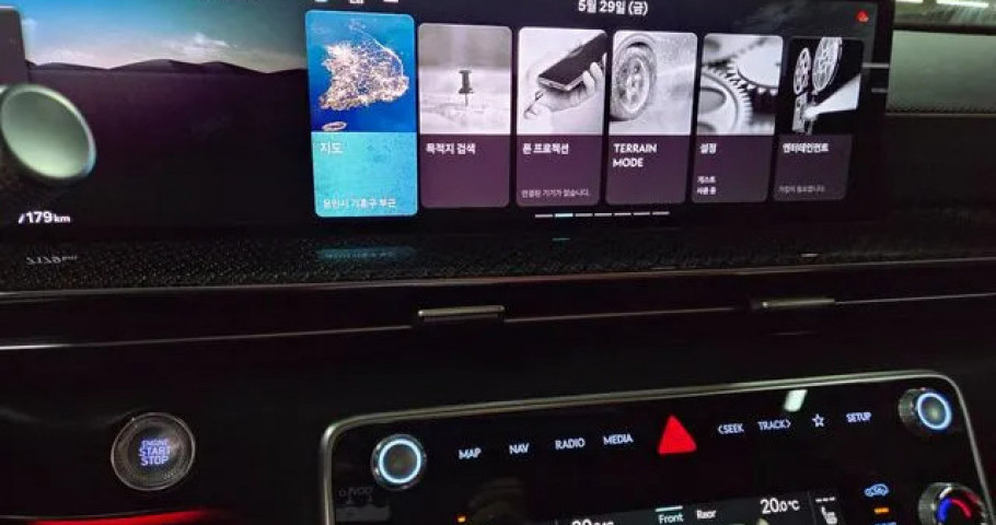 Genesis Gv80 