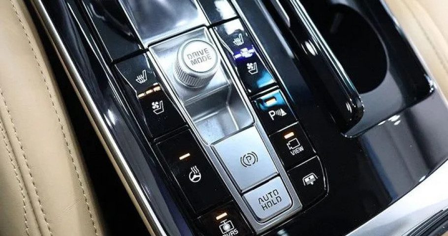 Kia K7 