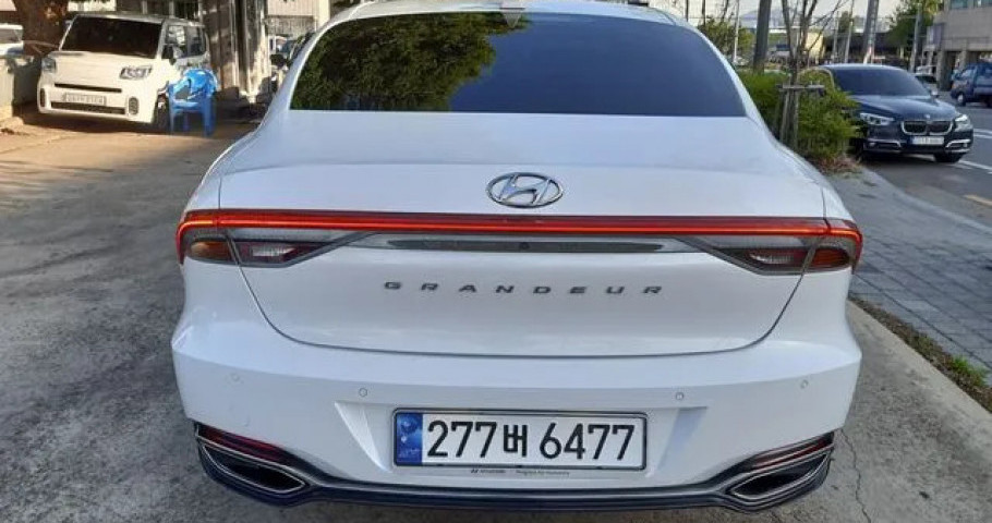 Hyundai Grandeur 