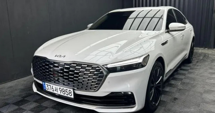 Kia K9 