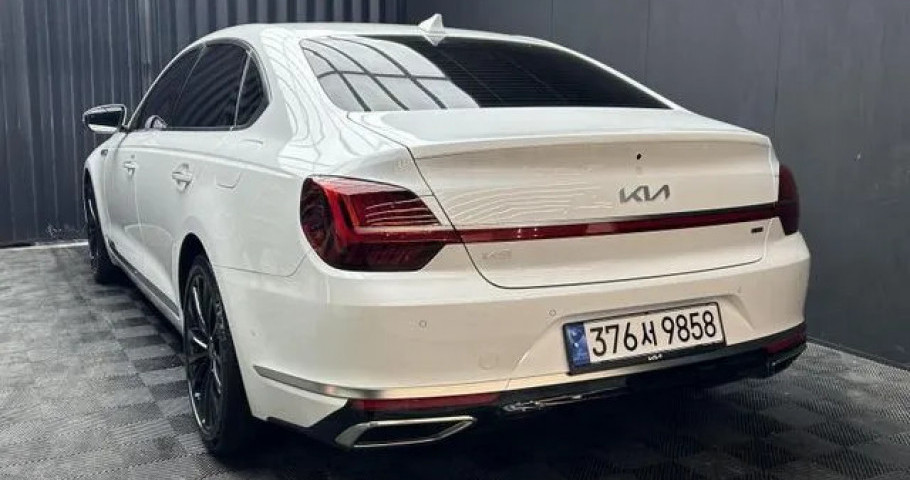 Kia K9 