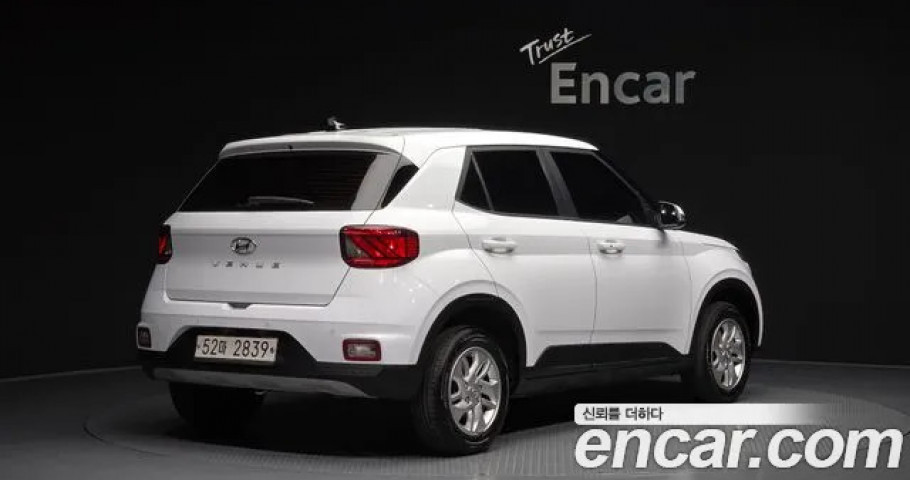 Hyundai Venue 
