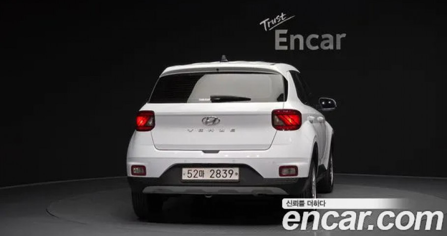 Hyundai Venue 