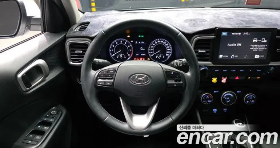 Hyundai Venue 