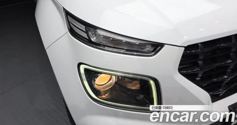 Hyundai Venue 