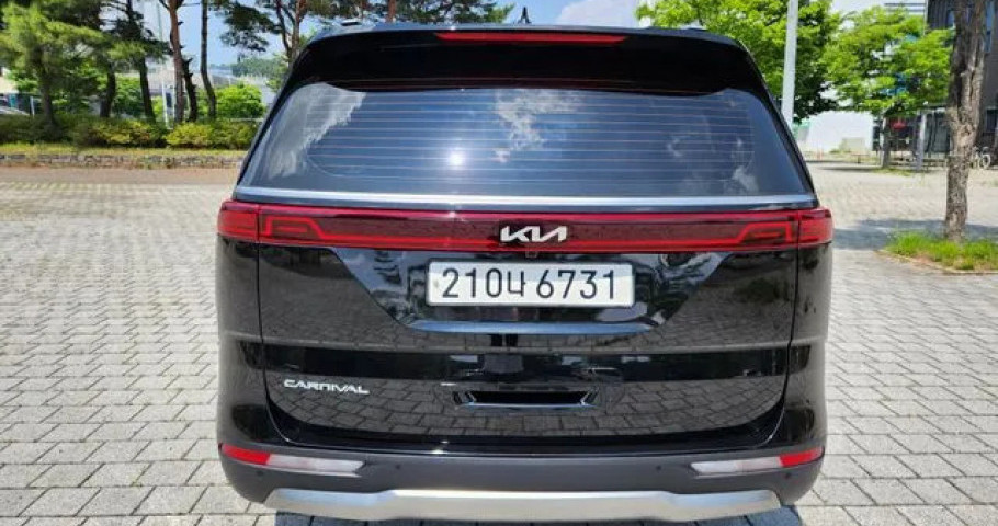 Kia Carnival 