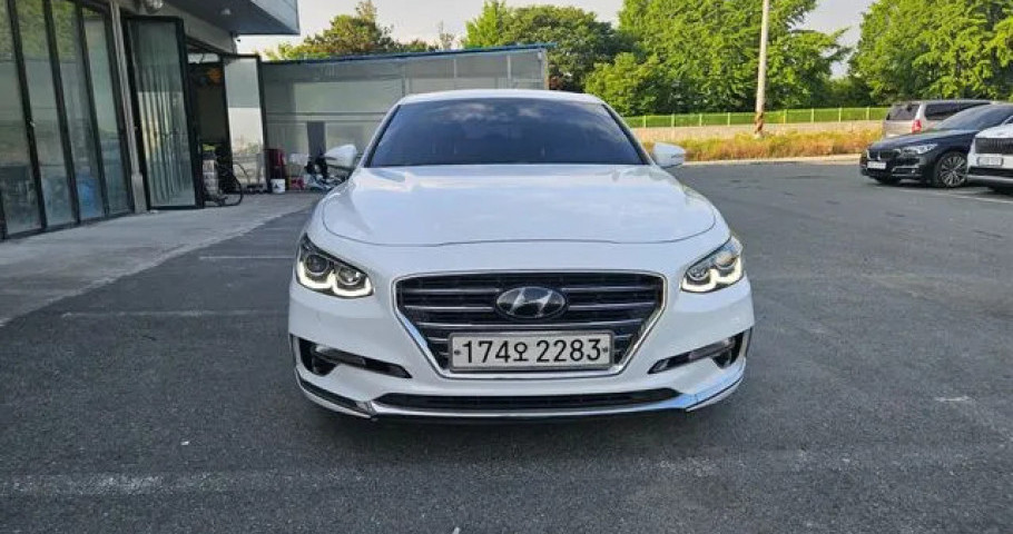 Hyundai Grandeur 