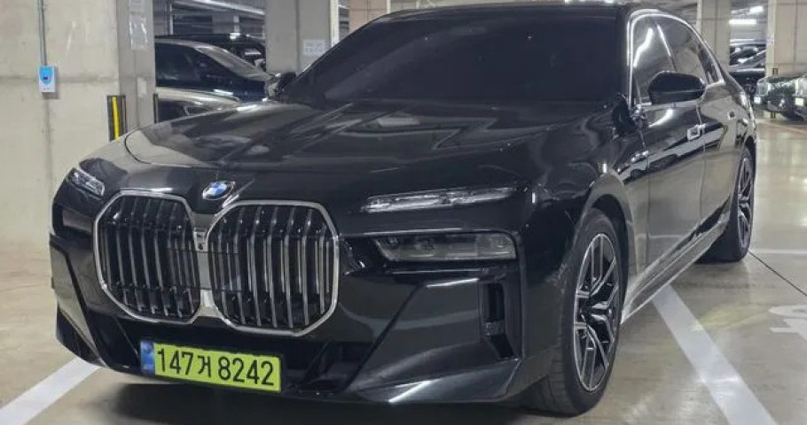Bmw 7-Series 