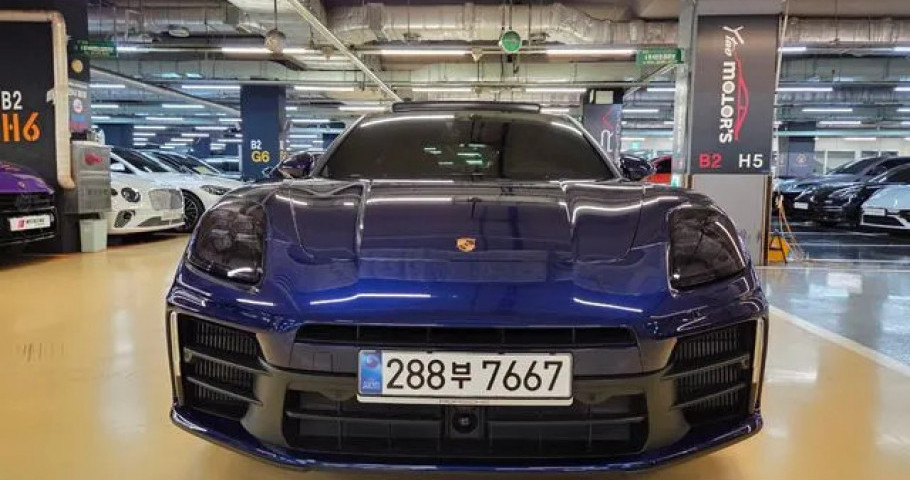 Porsche Panamera 
