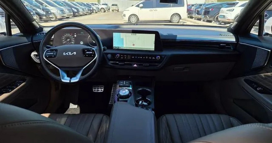 Kia K8 