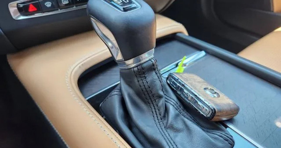 Volvo V90 