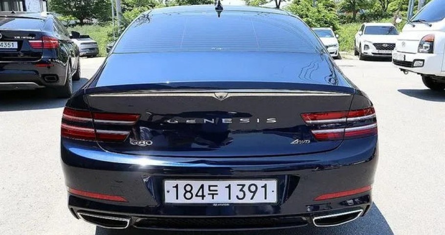 Genesis G80 