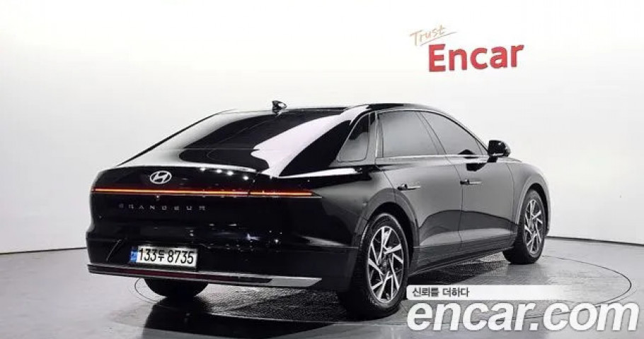 Hyundai Grandeur 