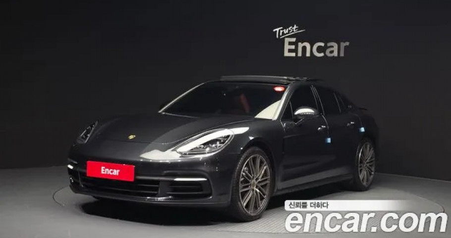 Porsche Panamera 