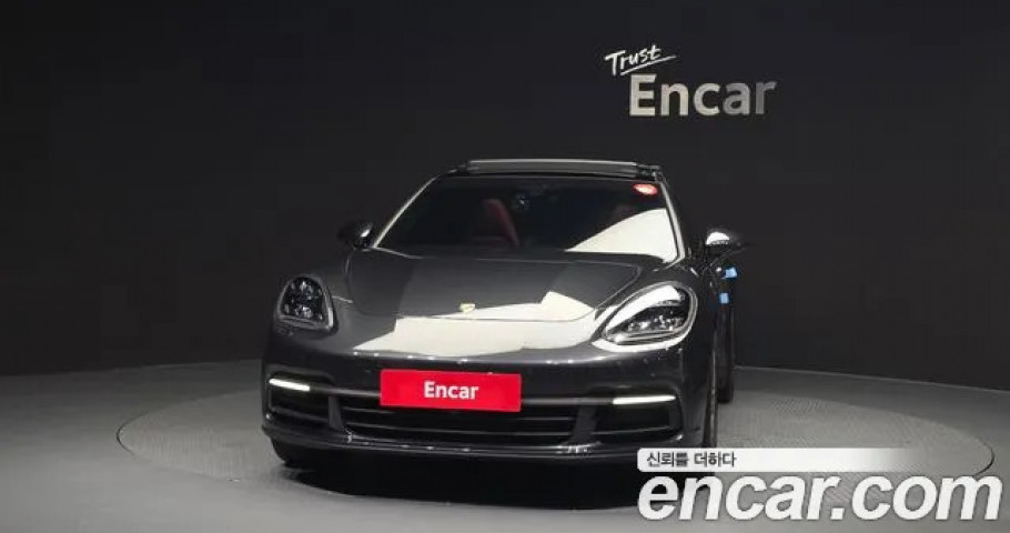 Porsche Panamera 