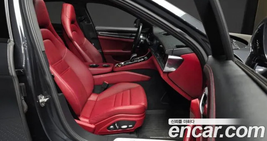 Porsche Panamera 