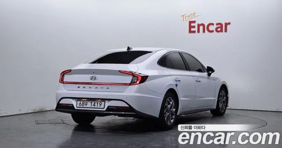 Hyundai Sonata 