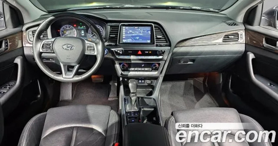 Hyundai Sonata 