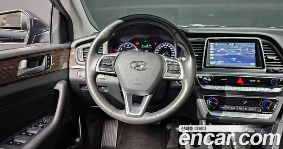 Hyundai Sonata 
